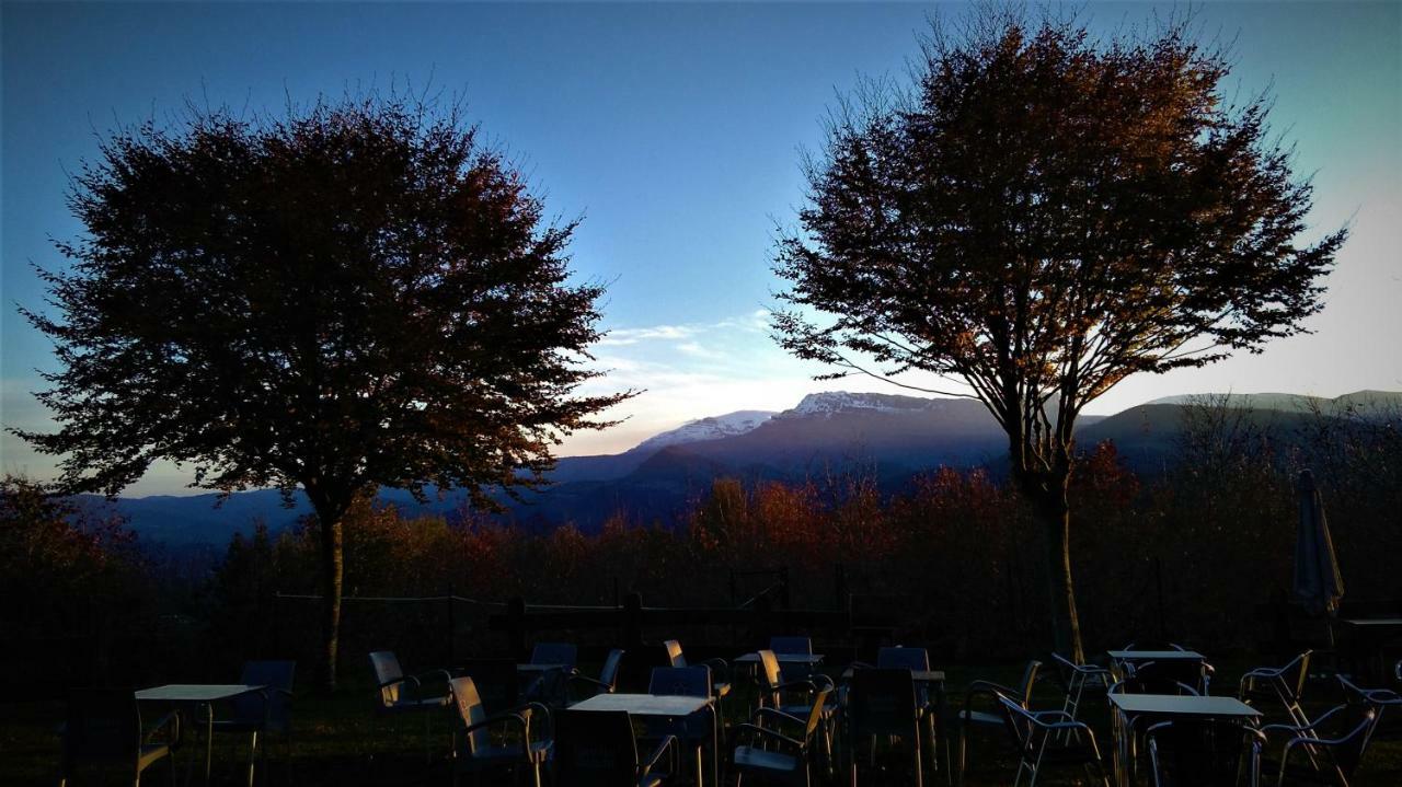 Albergue Mandoia Aterpetxea Arantzazu ภายนอก รูปภาพ