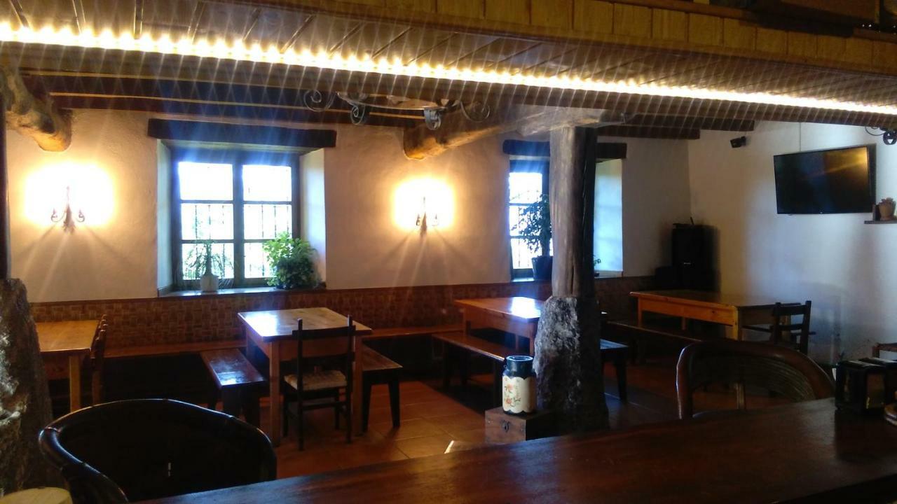 Albergue Mandoia Aterpetxea Arantzazu ภายนอก รูปภาพ
